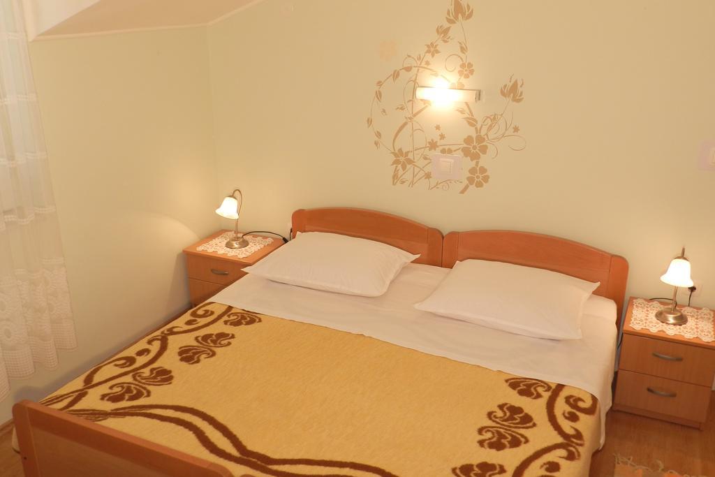 Apartments Milka Βόντιτσε Δωμάτιο φωτογραφία